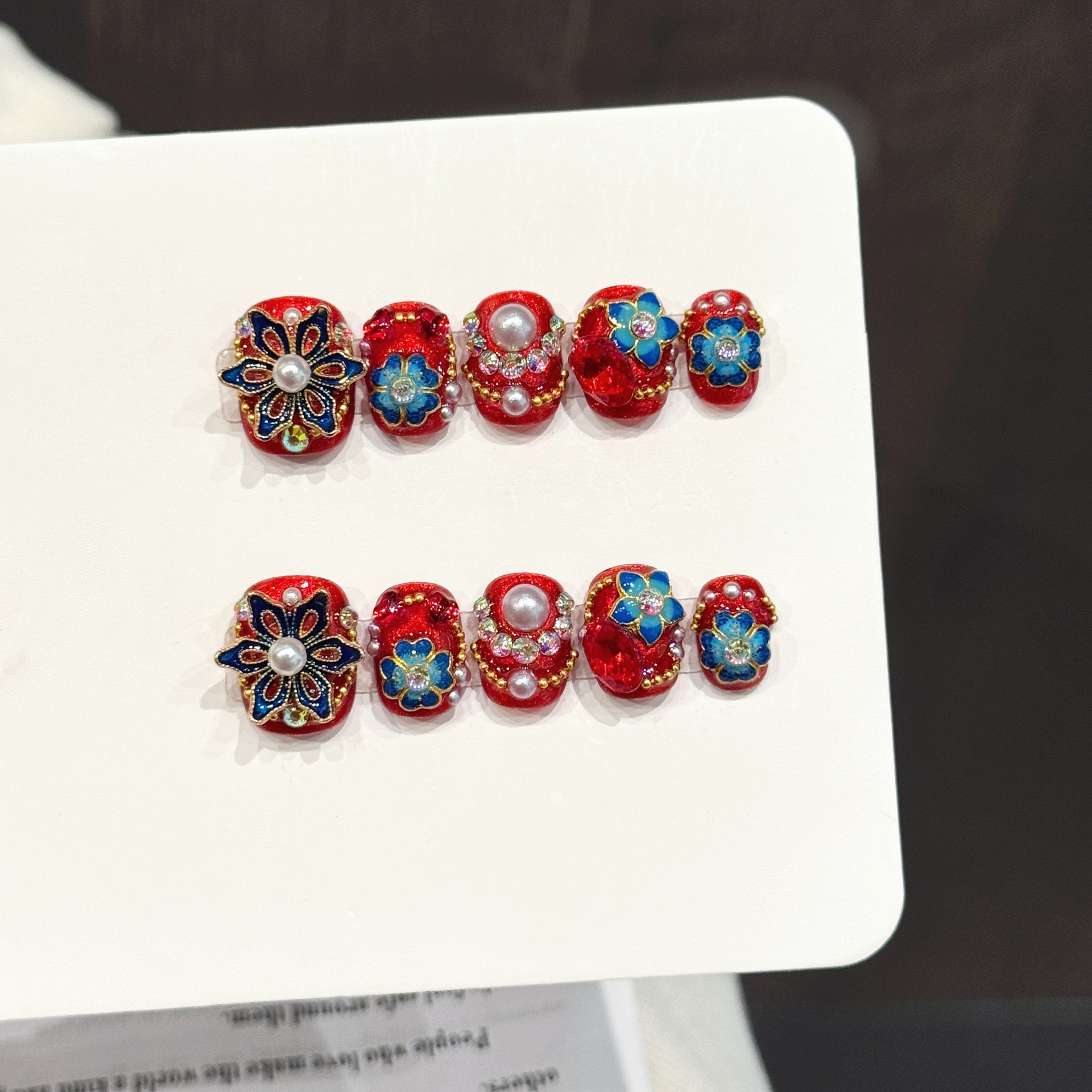 Background Resin Art - 10PCS Handmade Pressed Ultra-Short Round Nails