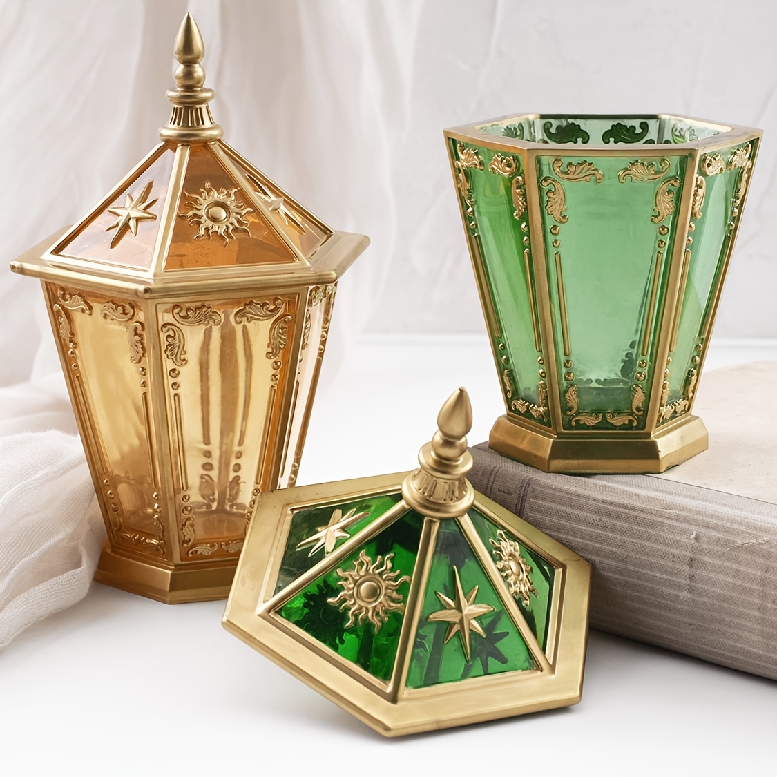 Star and Moon Hexagonal Bottle - огляд і ціна Resin Art Case