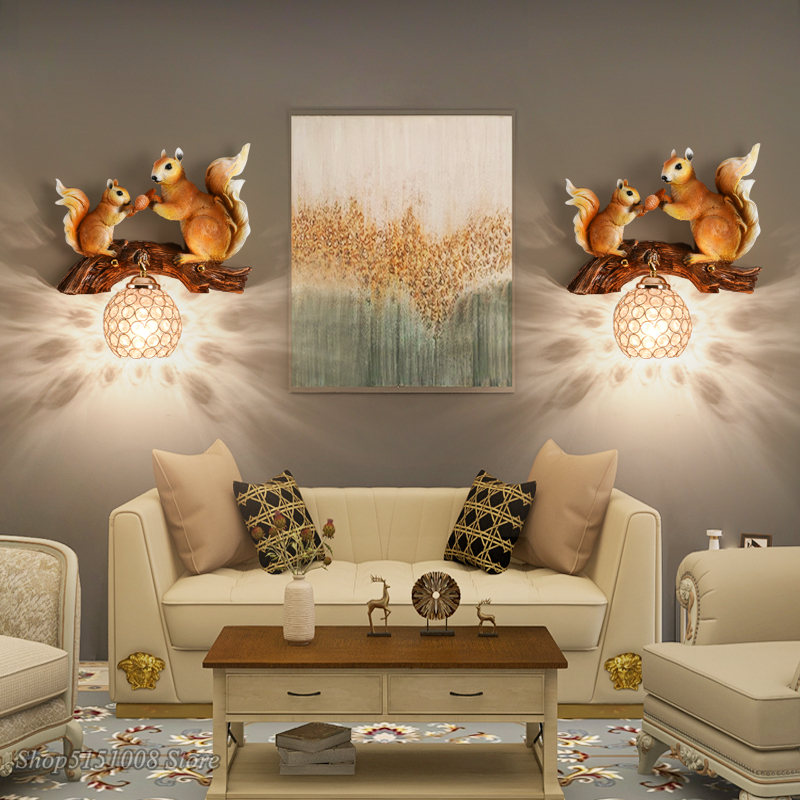 Nordic  Style Resin Squirrel C - огляд і ціна Background Resin Art