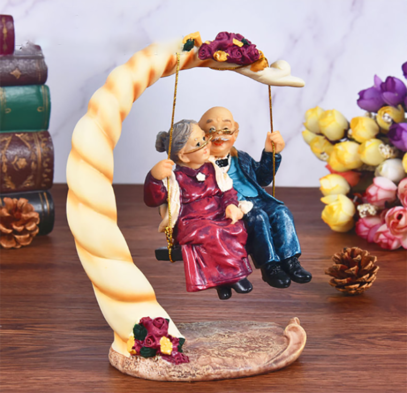 Chinese Swing Old Couples Resi - огляд і ціна Resin Art Wedding Gift