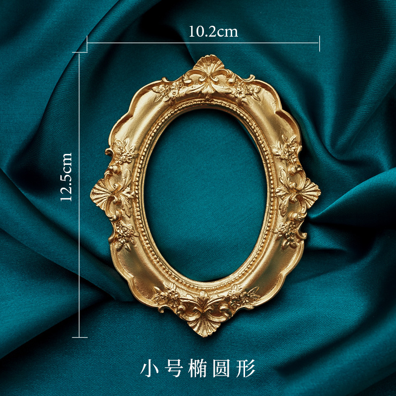 Golden Retro Photo Frame Nail  - огляд і ціна Background Resin Art