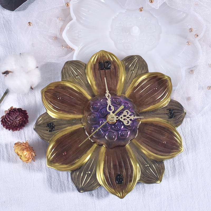 World Map Lotus Leaf Sakura Cl - огляд і ціна Resin Art Wall Clock