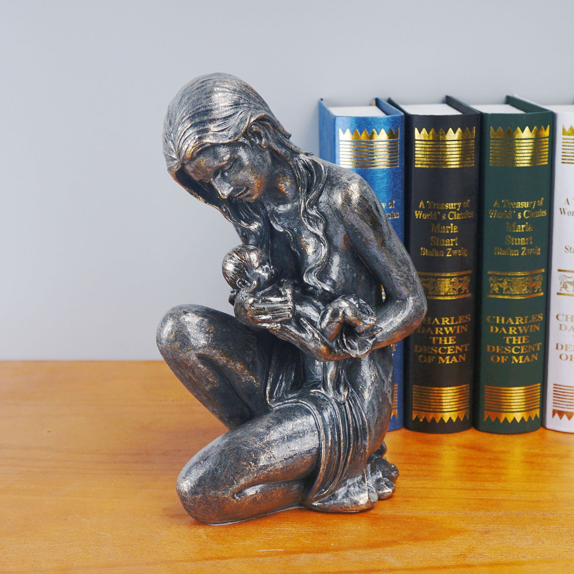 Mother Child Resin Sculpture H - огляд і ціна Resin Art Wedding Gift